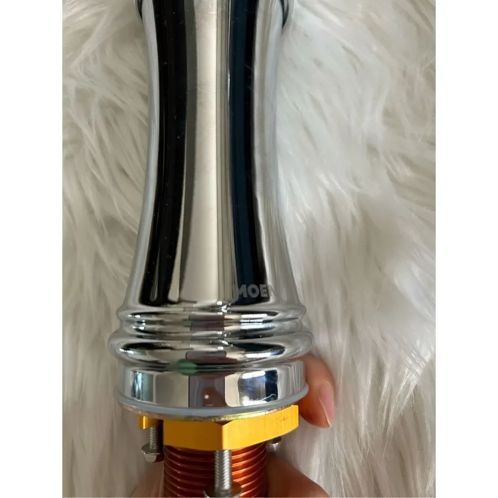 Moen faucet with spray nozzle chrome used